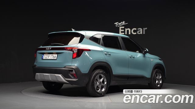 Kia Seltos из Кореи Encar