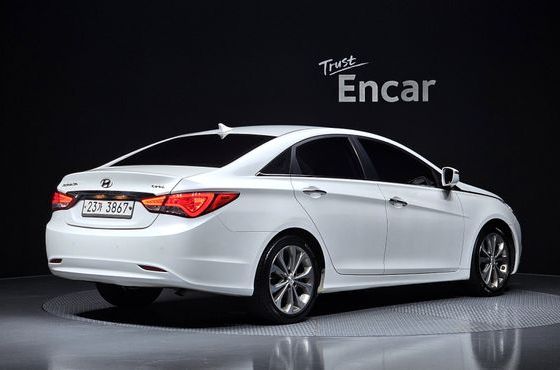 Hyundai Sonata CVVL Premium — пробег 199 950 км — фото 2 из 5