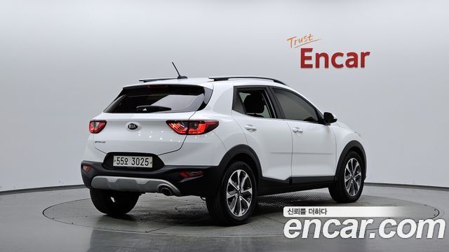 Kia Stonic Diesel 1.6 Prestige — пробег 114 103 км — фото 2 из 5