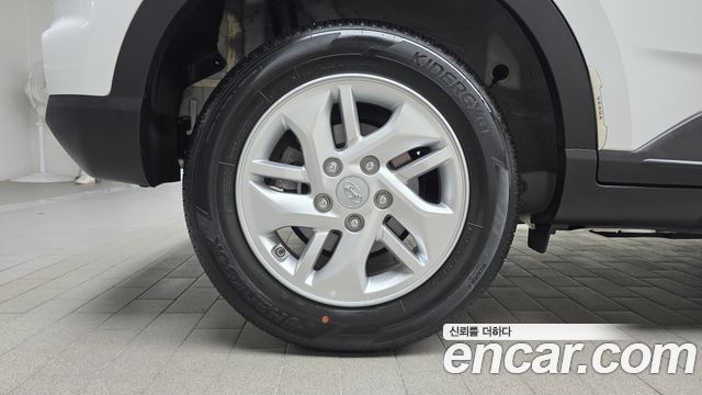 Hyundai Venue 1,6 Premium — пробег 8 169 км — фото 5 из 5