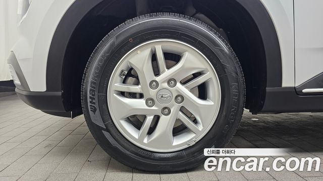 Hyundai Venue 1,6 Premium — пробег 8 929 км — фото 5 из 5