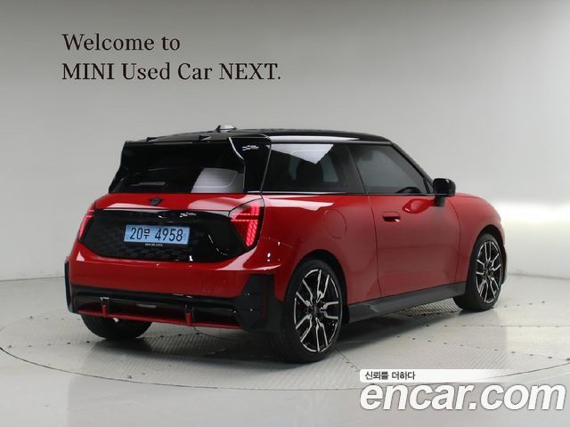 Mini Cooper JCW — пробег 7 517 км — фото 2 из 5