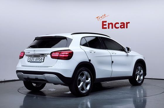 Mercedes-Benz GLA-Class GLA220 — пробег 96 685 км — фото 2 из 5
