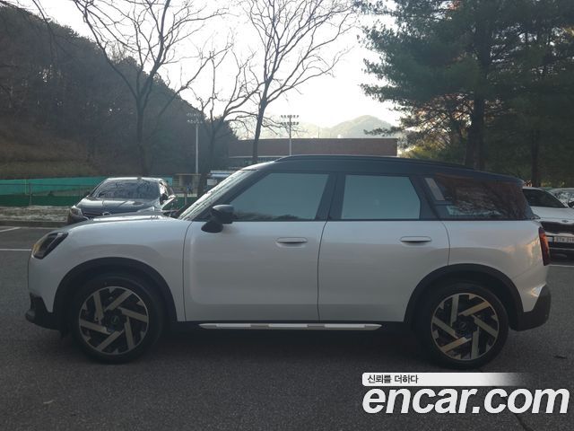 Mini Countryman ALL4 Favoured — пробег 11 000 км — фото 3 из 5