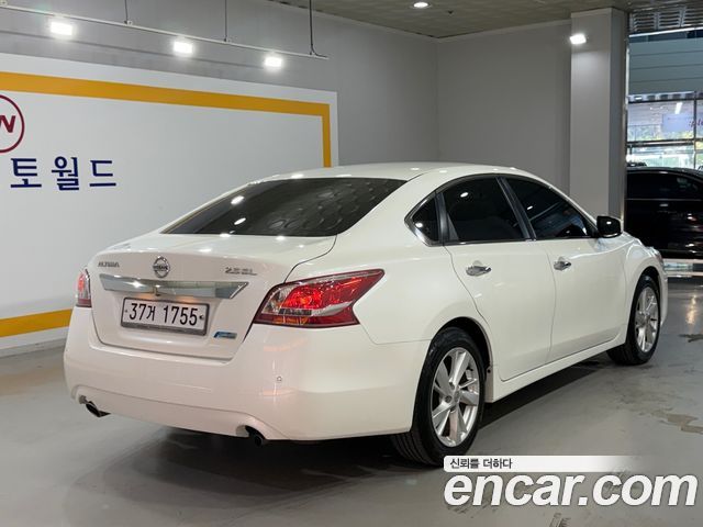 Nissan Altima 2.5 L33 — пробег 130 087 км — фото 2 из 5