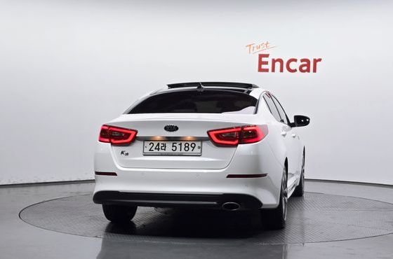 Kia K5 Luxury Special — пробег 110 625 км — фото 4 из 5