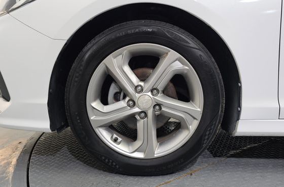Hyundai Sonata 2.0 Smart Spicial — пробег 111 478 км — фото 5 из 5