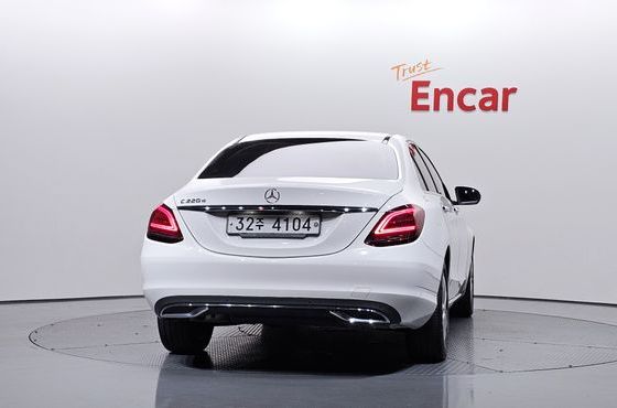 Mercedes-Benz C-Class C220 d Avantgarde — пробег 65 791 км — фото 4 из 5