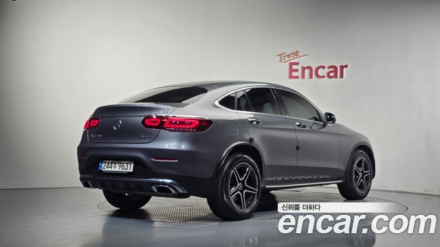Mercedes-Benz GLC-Class GCL300 4MATIC Coupe — пробег 79 077 км — фото 2 из 5