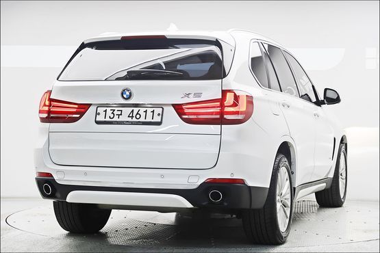 BMW X5 xDrive 30d — пробег 81 205 км — фото 4 из 5