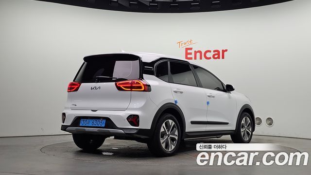 Kia Niro Earth — пробег 186 283 км — фото 2 из 5