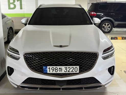 Genesis GV70 2.5T Gasoline AWD — пробег 24 427 км — фото 1 из 5