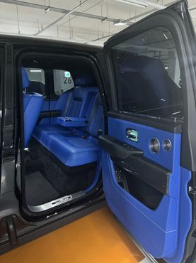 Rolls-Royce Cullinan 6.7 V12 Black Badge — пробег 53 000 км — фото 4 из 5