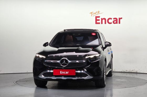 Mercedes-Benz GLC-Class GLC300 4MATIC Coupe — пробег 20 710 км — фото 3 из 5