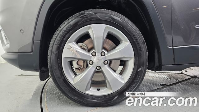 Jeep Cherokee 2.4 Limited AWD — пробег 121 229 км — фото 5 из 5