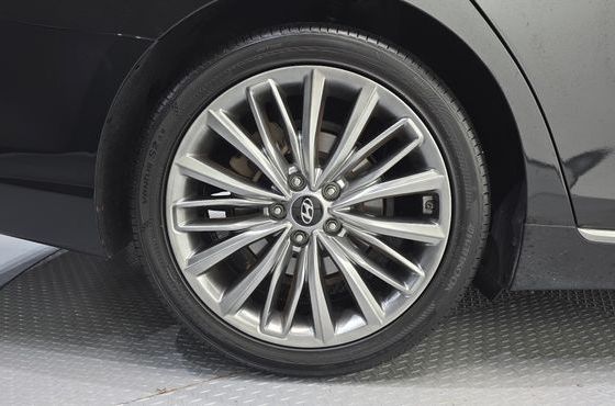 Hyundai Grandeur 2.4 Premium Special — пробег 159 890 км — фото 5 из 5