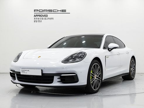 Porsche Panamera 2.9 AWD E-Hybrid — пробег 62 850 км — фото 1 из 5