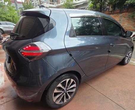 Renault (Samsung) Zoe Intens — пробег 13 400 км — фото 2 из 5