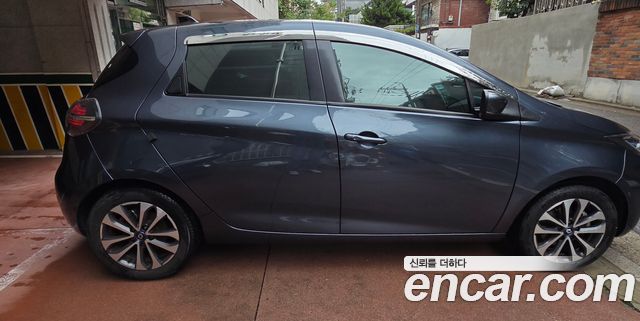 Renault (Samsung) Zoe Intens — пробег 13 400 км — фото 5 из 5