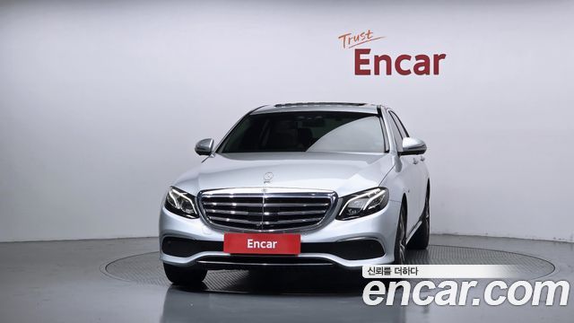 Mercedes-Benz E-Class E300e 4MATIC Exclusive — пробег 77 279 км — фото 3 из 5