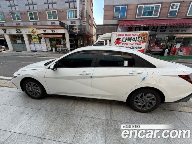 Hyundai AVANTE 1.6 Modern — пробег 3 000 км — фото 2 из 5