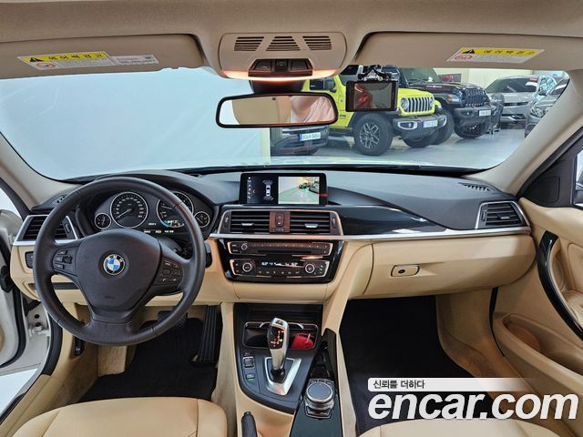 BMW 3-Series 320d xDrive — пробег 69 013 км — фото 5 из 5