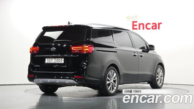 Kia Carnival 9-Seater Noblesse Special — пробег 80 890 км — фото 2 из 5