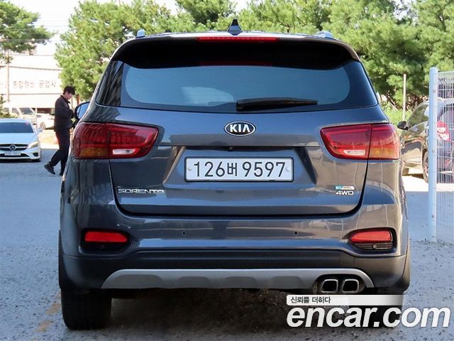 Kia Sorento Diesel 2.0 4WD Prestige — пробег 208 163 км — фото 4 из 5