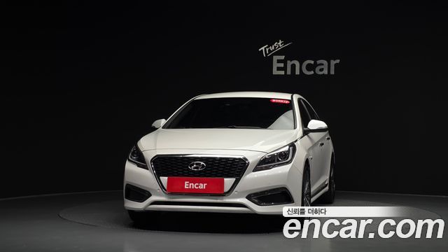 Hyundai Sonata 2.0 HEV Premium — пробег 107 905 км — фото 3 из 5