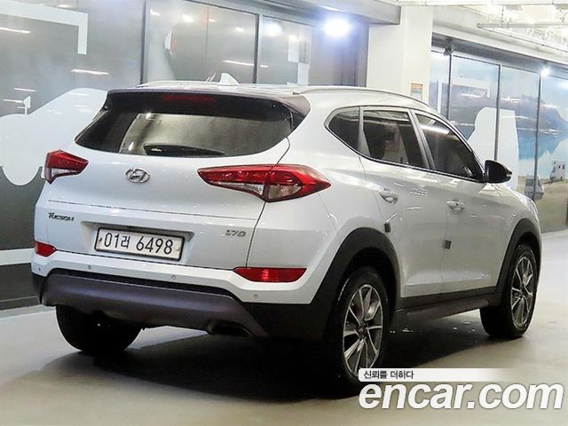 Hyundai Tucson Diesel 1.7 2WD Modern — пробег 272 012 км — фото 4 из 5