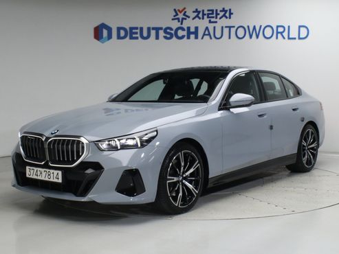 BMW 5-Series 530i xDrive M Sport — пробег 8 393 км — фото 1 из 5