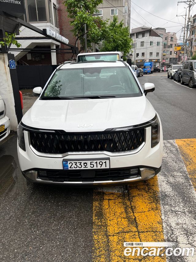Kia Carnival HEV 9seater Signature — пробег 1 032 км — фото 2 из 5