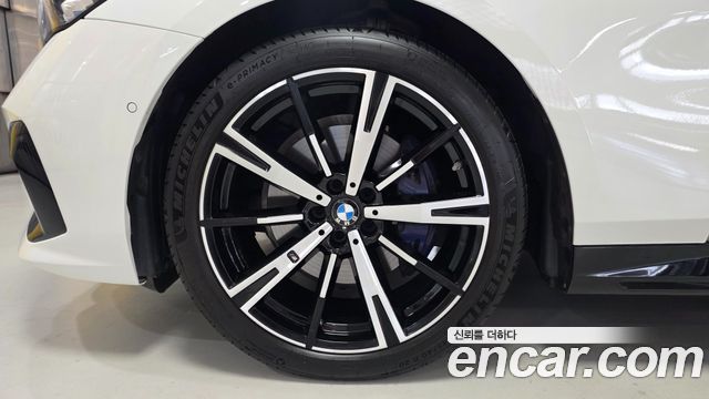 BMW 5-Series 530i xDrive M Sport — пробег 7 650 км — фото 5 из 5