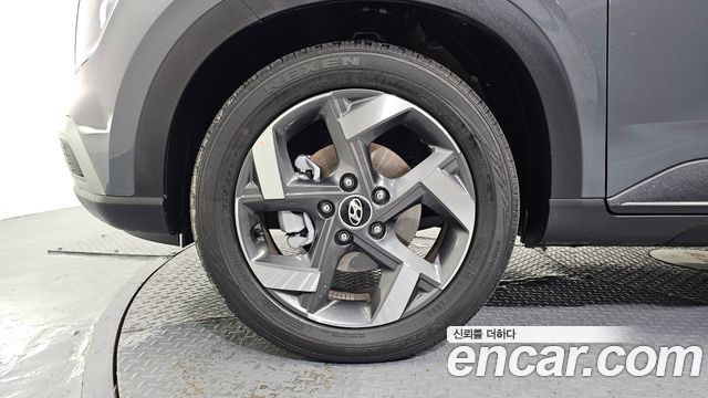 Hyundai Venue из Кореи Encar