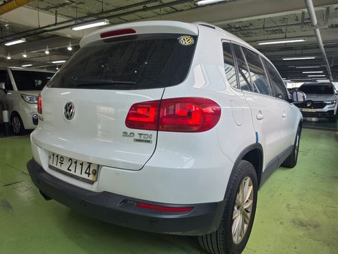 Volkswagen Tiguan 2.0 TDI Comfort 5N — пробег 210 000 км — фото 2 из 5