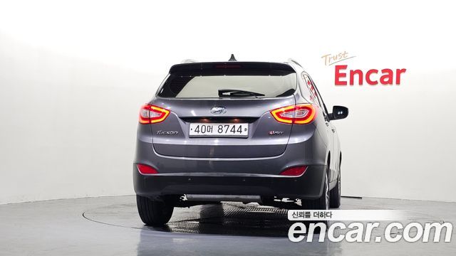 Hyundai Tucson Diesel(e-VGT) 2WD Premium — пробег 249 670 км — фото 4 из 5