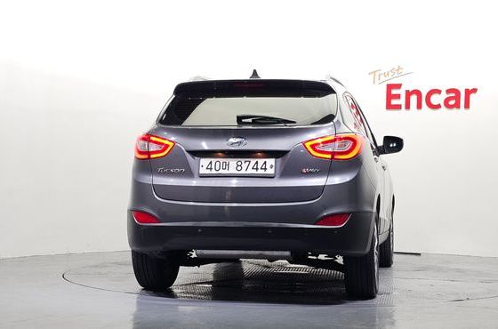 Hyundai Tucson Diesel(e-VGT) 2WD Premium — пробег 249 670 км — фото 4 из 5