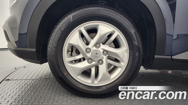 Hyundai Venue 1.6 Smart — пробег 5 801 км — фото 5 из 5