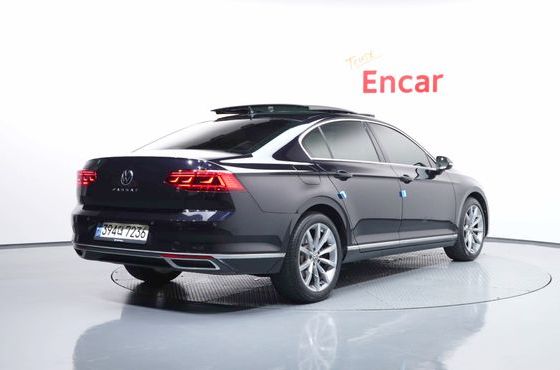Volkswagen Passat 2.0 TDI Prestige — пробег 74 747 км — фото 2 из 5