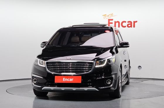 Kia Carnival 7-seater Limousine VIP — пробег 96 238 км — фото 3 из 5