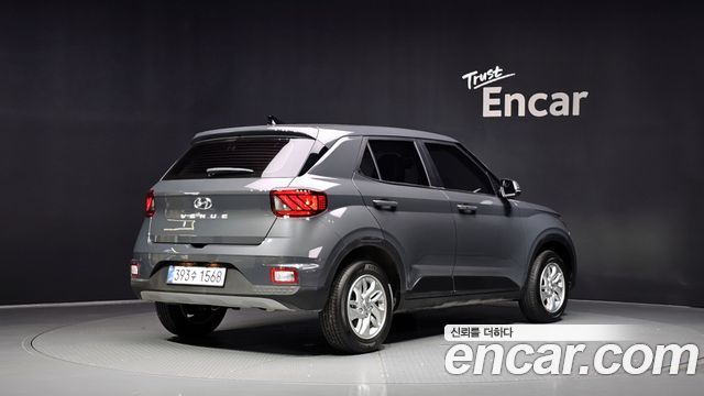Hyundai Venue 1,6 Premium — пробег 4 737 км — фото 2 из 5