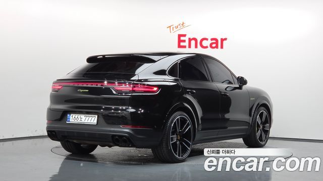 Porsche Cayenne 3.0 E-HYBRID PLATINUM EDITION — пробег 18 198 км — фото 2 из 5