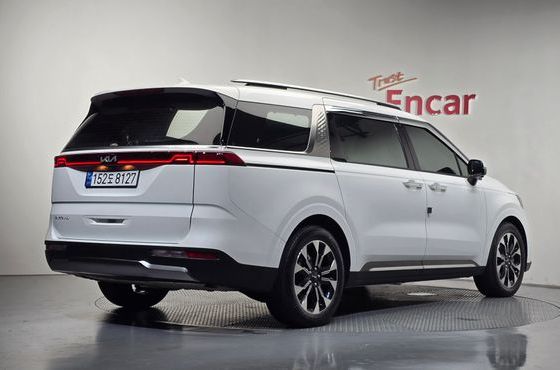 Kia Carnival Diesel 7-Seater Outdoor Noblesse — пробег 48 427 км — фото 2 из 5