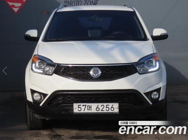 Ssangyong KORANDO 2.0 Adventure 60th Edition 4WD — пробег 291 026 км — фото 2 из 5