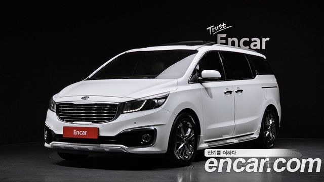 Kia Carnival 9-seater Prestige — пробег 185 250 км — фото 1 из 5