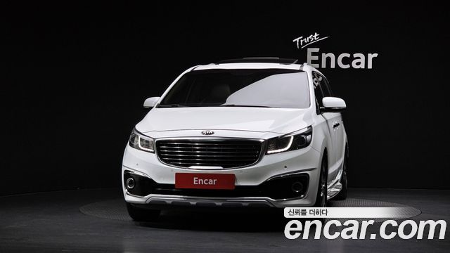 Kia Carnival 9-seater Prestige — пробег 185 250 км — фото 3 из 5