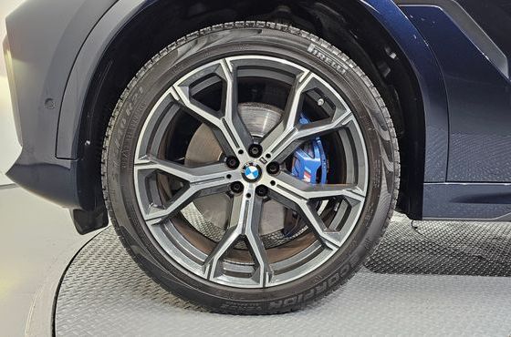 BMW X6 xDrive40i M Sport — пробег 75 571 км — фото 5 из 5