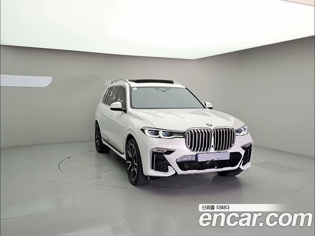 BMW X7 xDrive 40i M Sport 6STR — пробег 47 854 км — фото 3 из 5