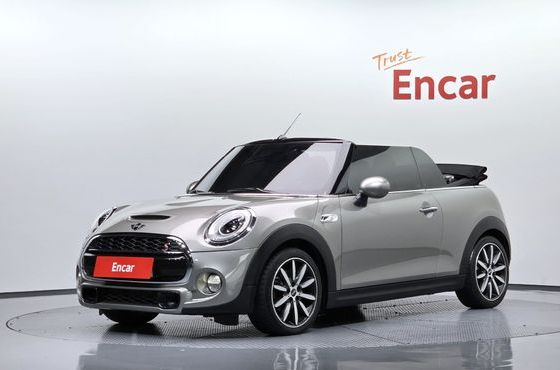 Mini Cooper Convertible Standard 3rd — пробег 52 896 км — фото 1 из 5