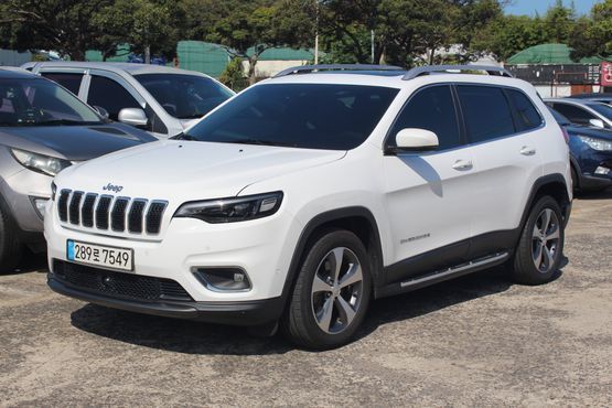 Jeep Cherokee 2.4 Limited 2WD — пробег 21 174 км — фото 2 из 5